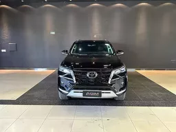 Toyota Hilux SW4