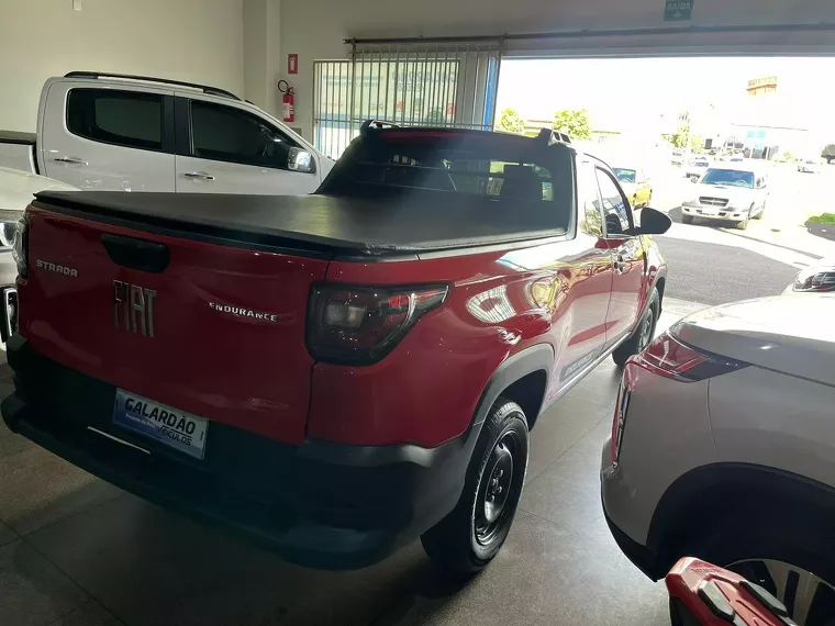 Fiat Strada Vermelho 3