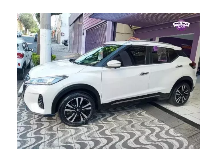 Nissan Kicks Branco 8