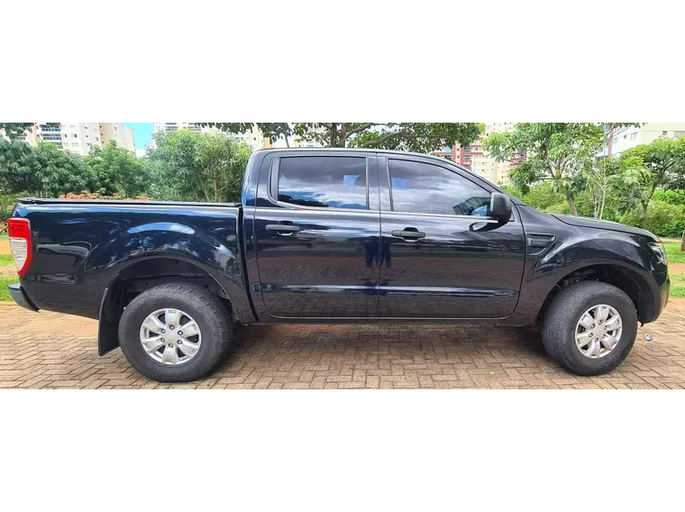 Ford Ranger Preto 3