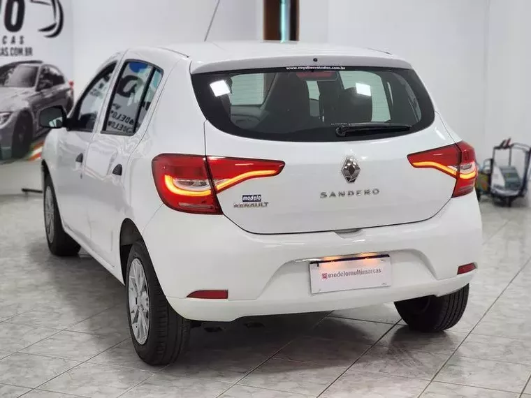 Renault Sandero Branco 11