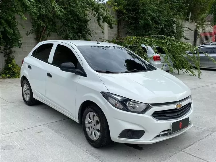 Chevrolet Onix Branco 6