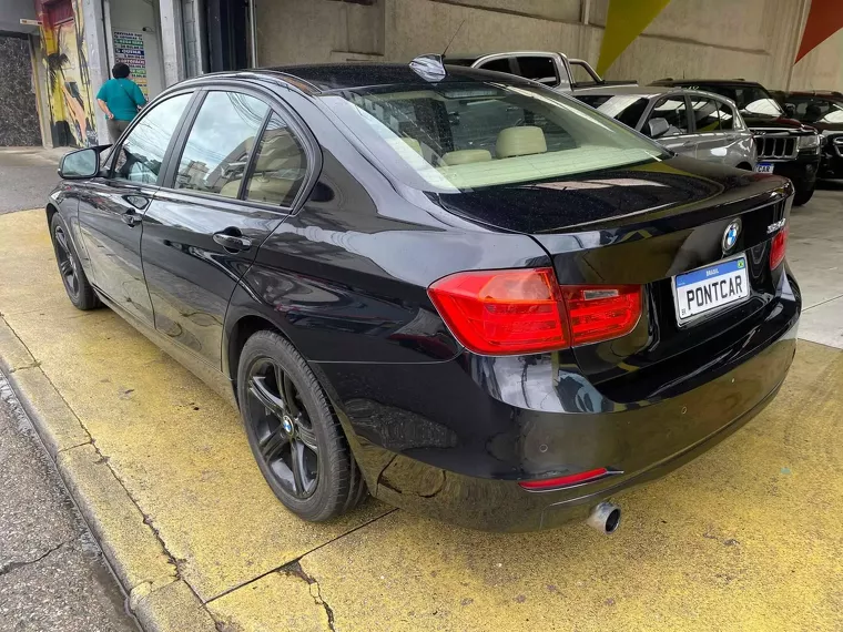 BMW 320i Preto 6