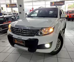 Hilux SW4