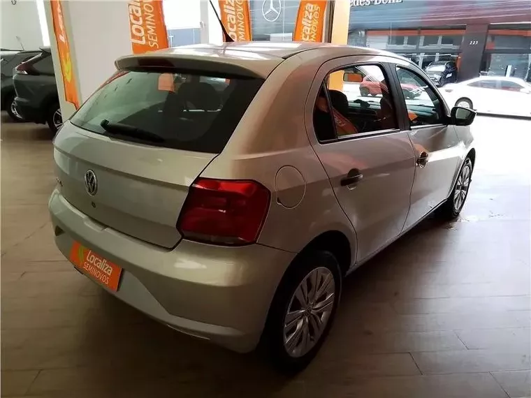 Volkswagen Gol Prata 19