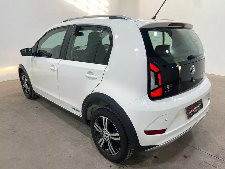 Volkswagen UP Branco 10