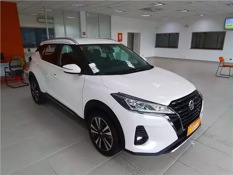 Nissan Kicks Branco 10