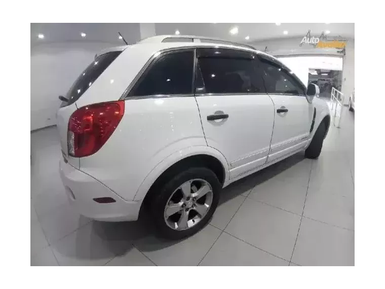 Chevrolet Captiva Branco 8