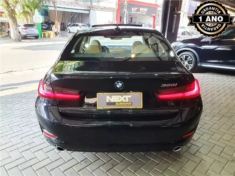 BMW 320i Preto 9