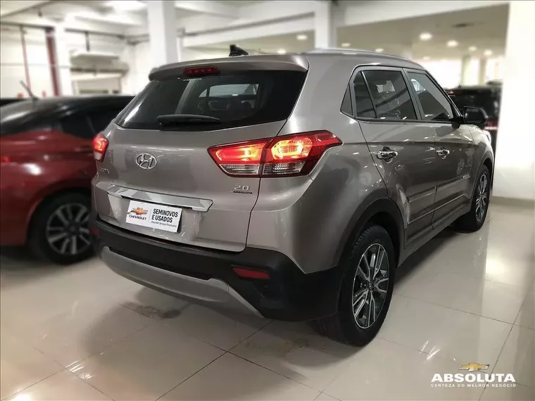 Hyundai Creta Prata 2