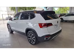 Volkswagen Taos