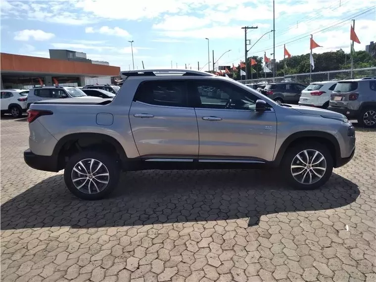 Fiat Toro Cinza 8