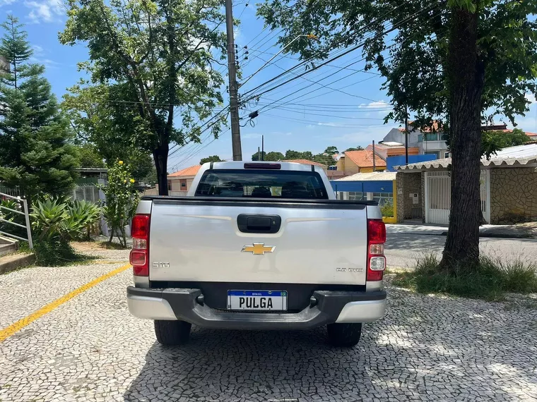 Chevrolet S10 Prata 2