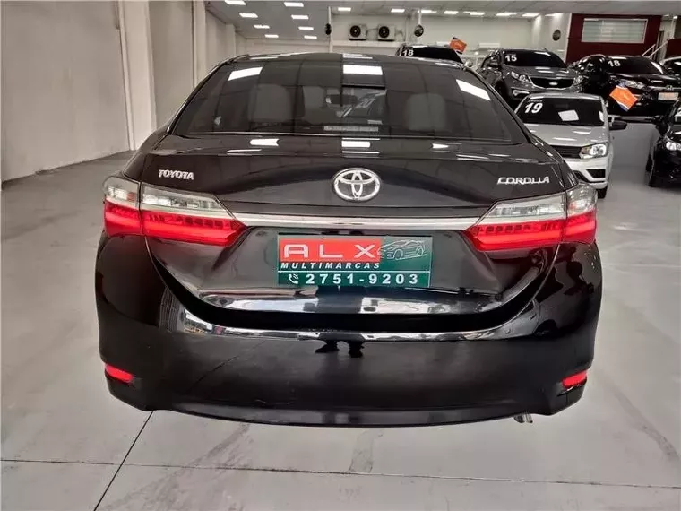Toyota Corolla Preto 5