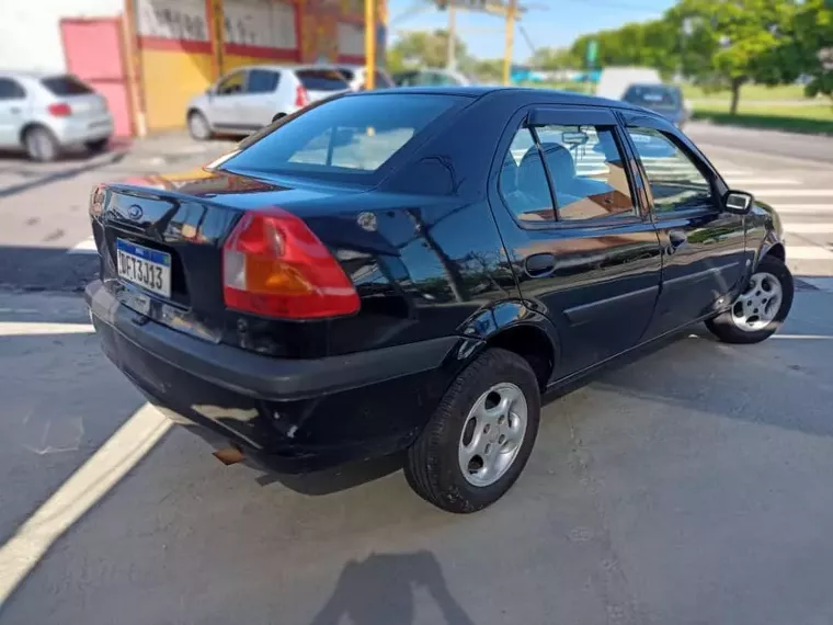 Ford Fiesta Preto 3