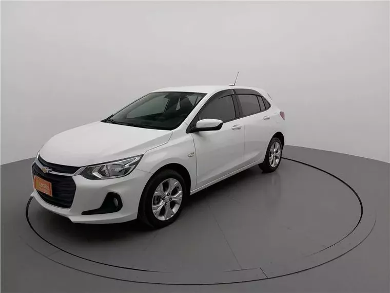 Chevrolet Onix Branco 7