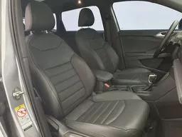 Volkswagen Taos