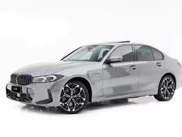 BMW 330e