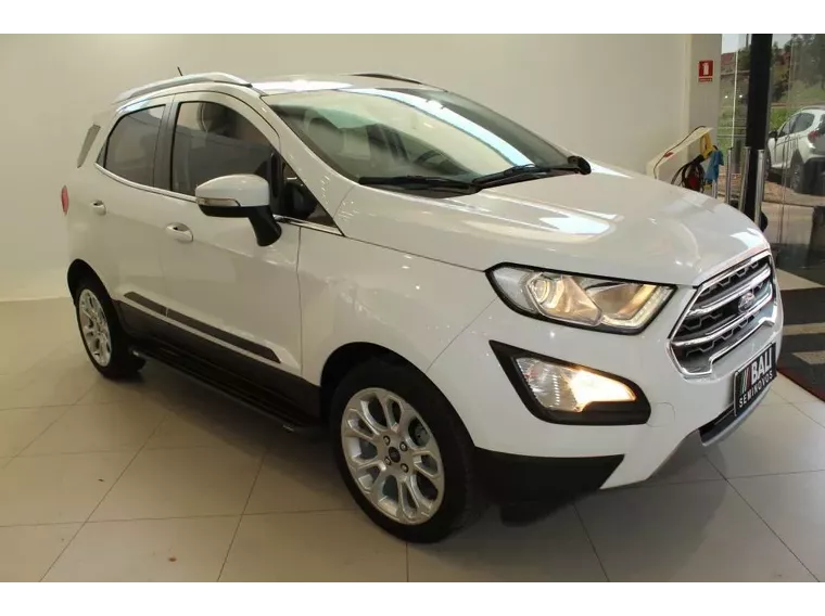 Ford Ecosport Branco 5