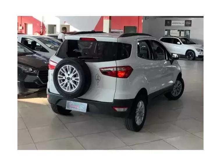 Ford Ecosport Branco 1