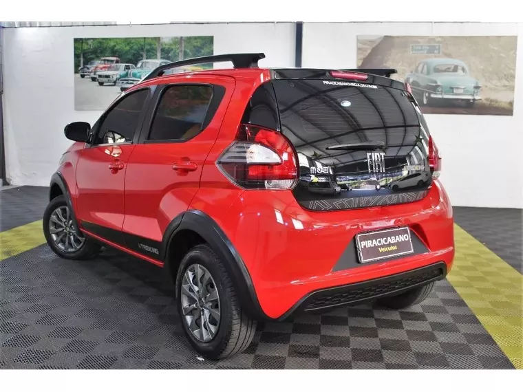 Fiat Mobi Vermelho 18