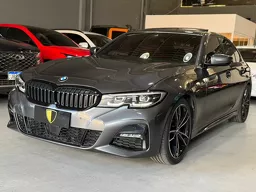 BMW 320i
