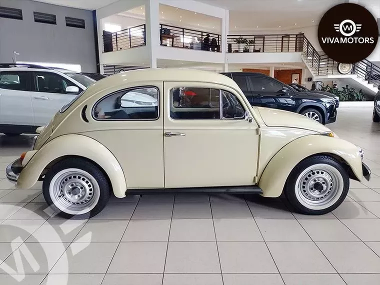 Volkswagen Fusca Bege 2