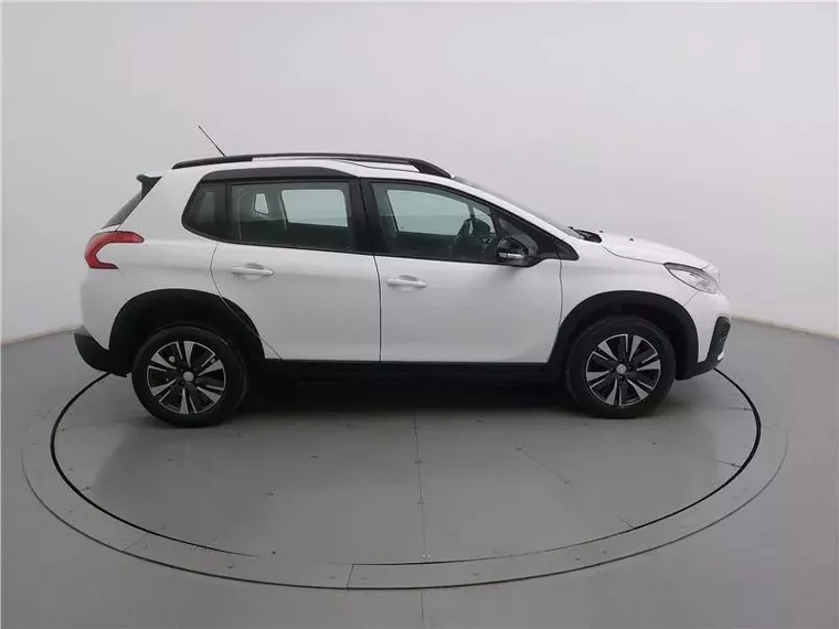 Peugeot 2008 Branco 14