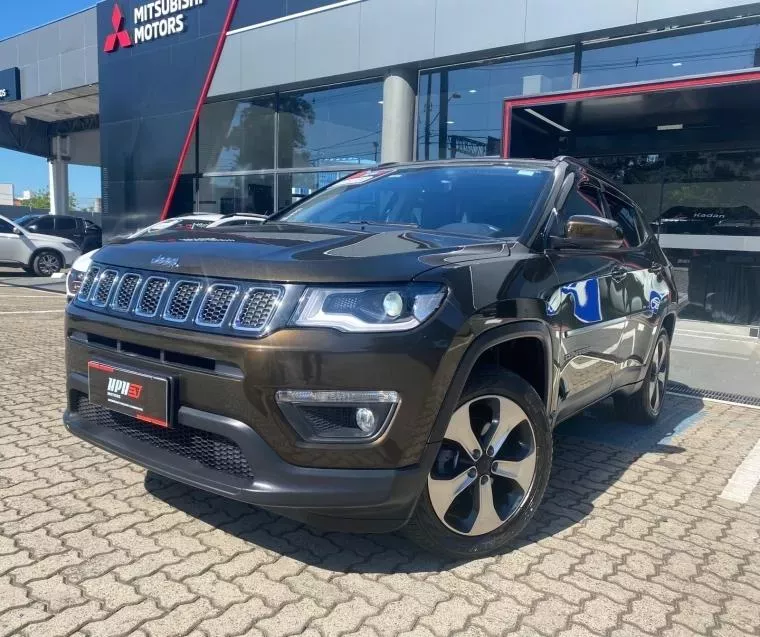 Jeep Compass Marrom 10