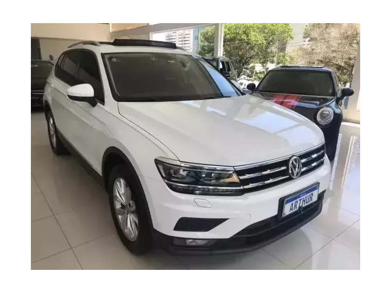 Volkswagen Tiguan Branco 1