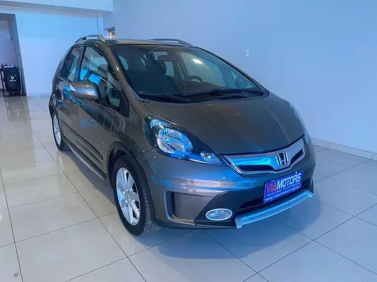 Honda FIT Cinza 1