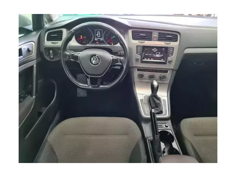 Volkswagen Golf Branco 9