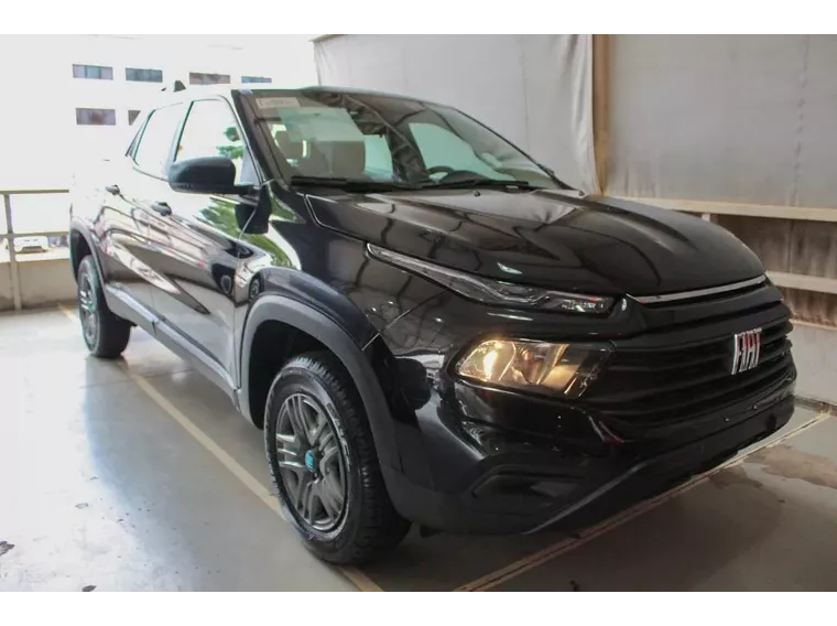 Fiat Toro Preto 1