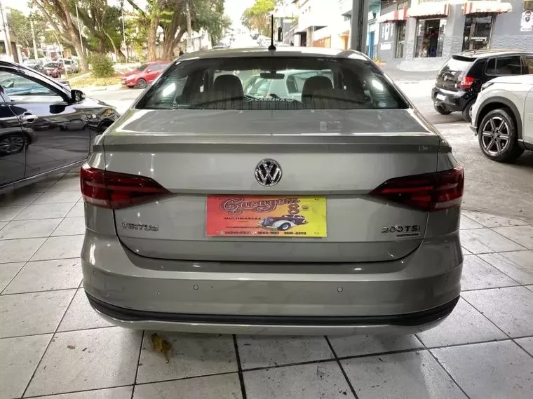 Volkswagen Virtus Prata 5