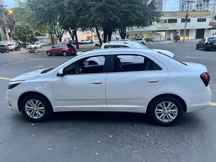 Chevrolet Cobalt Branco 1