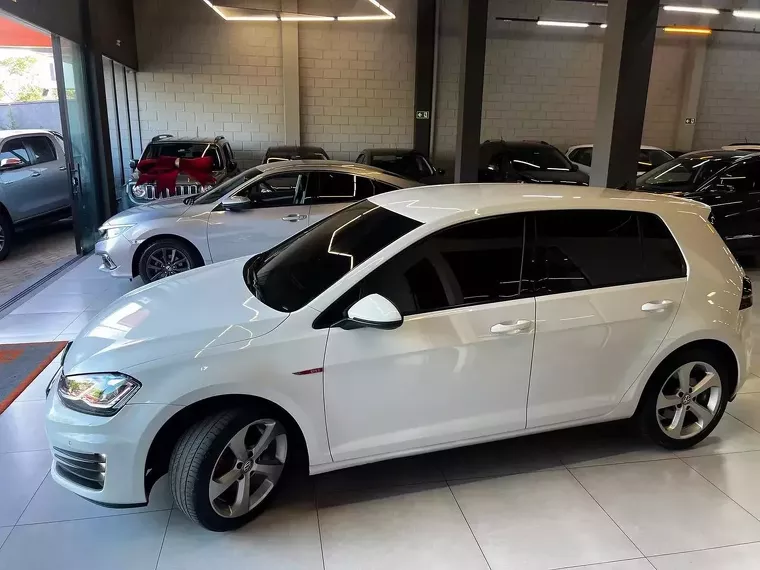 Volkswagen Golf Branco 6