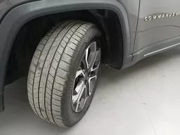 Jeep Commander