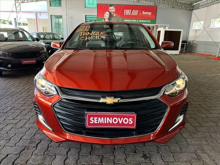 Chevrolet Onix Laranja 1