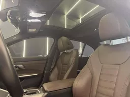 BMW 330e