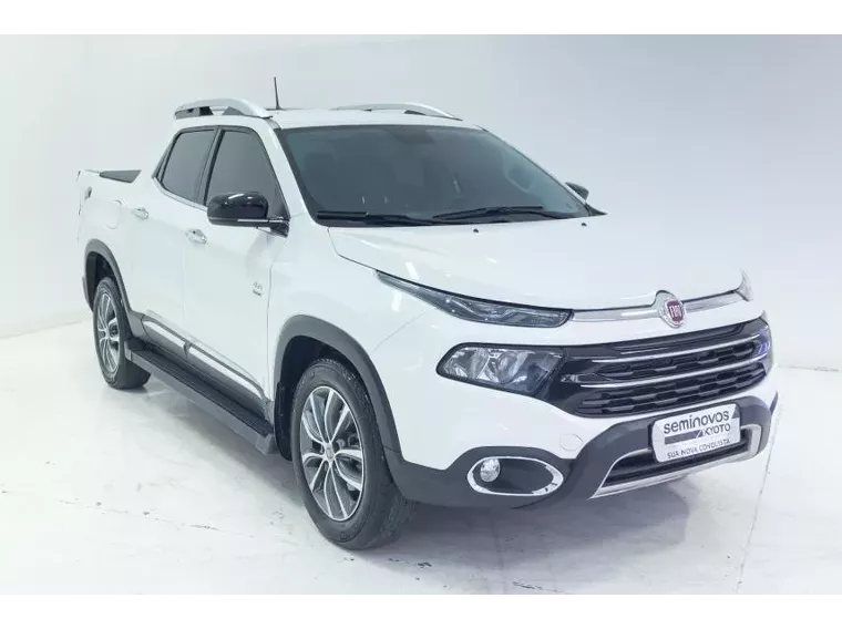 Fiat Toro Branco 19