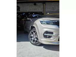 Jeep Commander