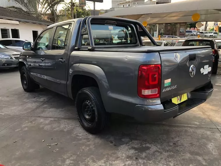 Volkswagen Amarok Prata 2