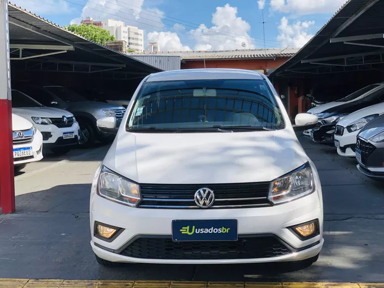 Volkswagen Voyage Branco 14