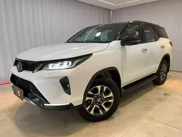 Toyota Hilux SW4