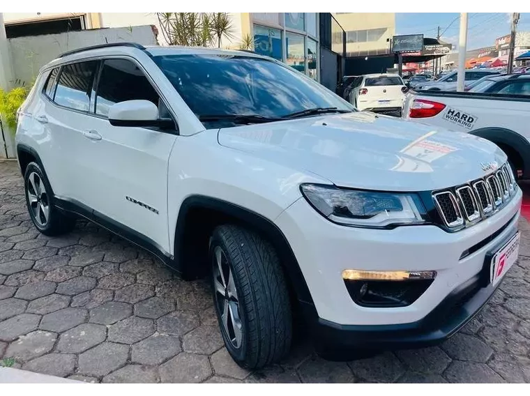 Jeep Compass Branco 18