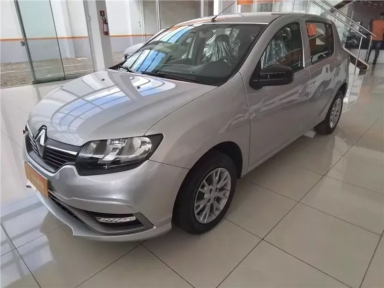 Renault Sandero Prata 5