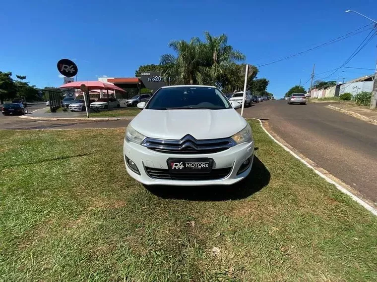 Citroën C4 Lounge Branco 2