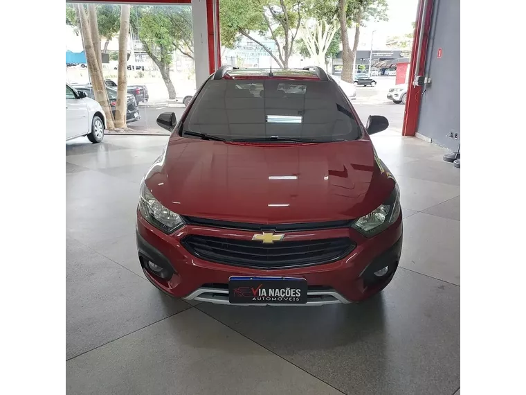 Chevrolet Onix Vermelho 1