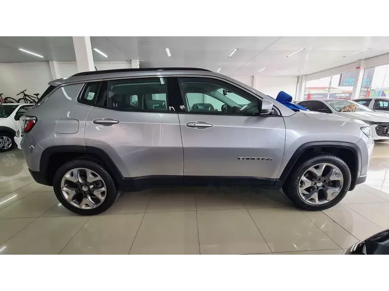 Jeep Compass Prata 11