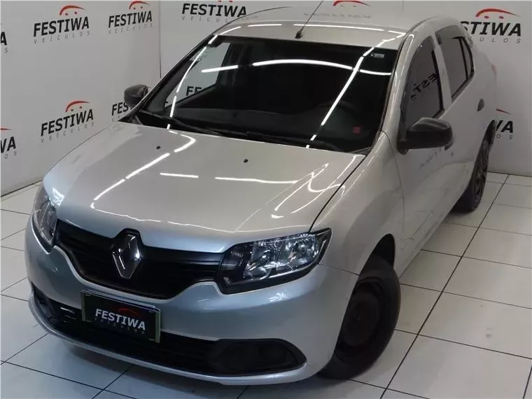 Renault Logan Prata 1